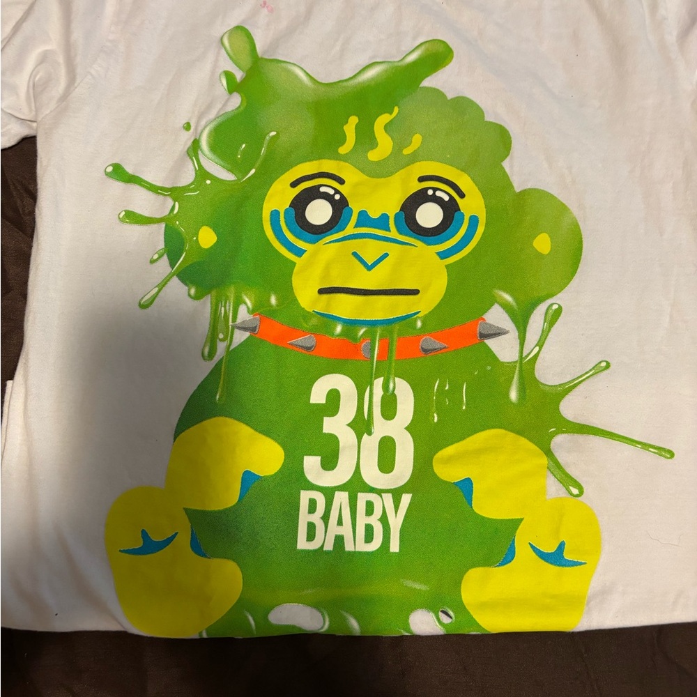 Green and Yellow Men’s Graphic T-Shirt